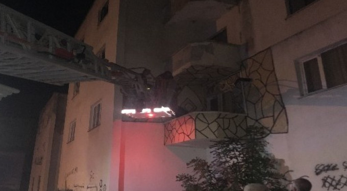 Bursa'da bağımlı genci itfaiye kurtardı