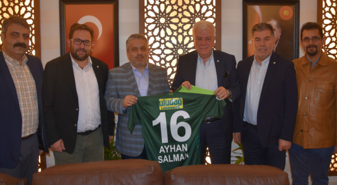 Ali Ay'dan Ayhan Salman'a ziyaret