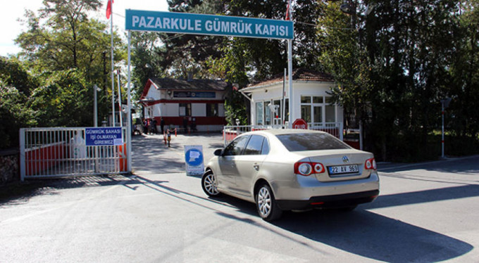 Türkiye'den Yunanistan'a geçişler durduruldu