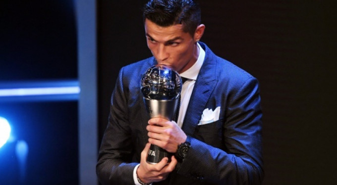 Yılın futbolcusu Ronaldo!