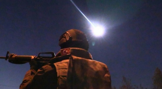 Diyarbakır'da sıcak çatışma! Yaralılarımız var