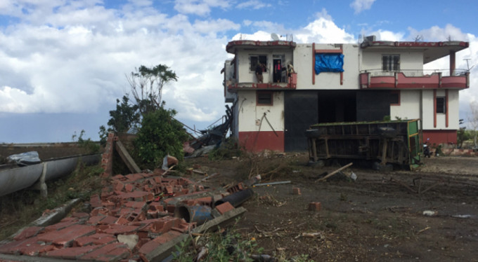 80 saniyede mahalleyi savaş alanına çevirdi
