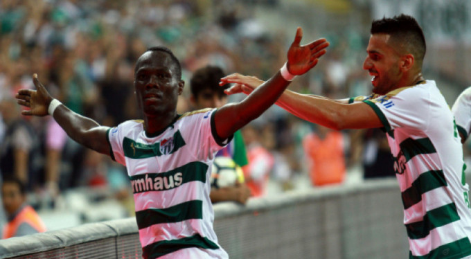 Bursaspor antrenmanında Badu öyle bir şey yaptı ki...