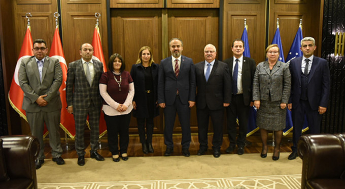 Başkan Aktaş'ın Fransız konukları