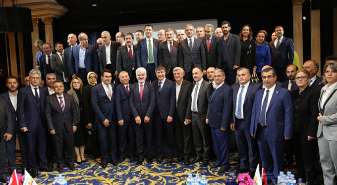 Altepe'nin yerine Antalya Belediye Başkanı seçildi