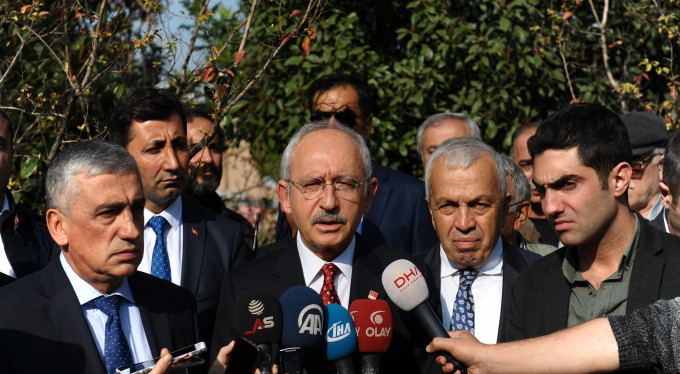 Kılıçdaroğlu Bursa'daki patlama bölgesinde