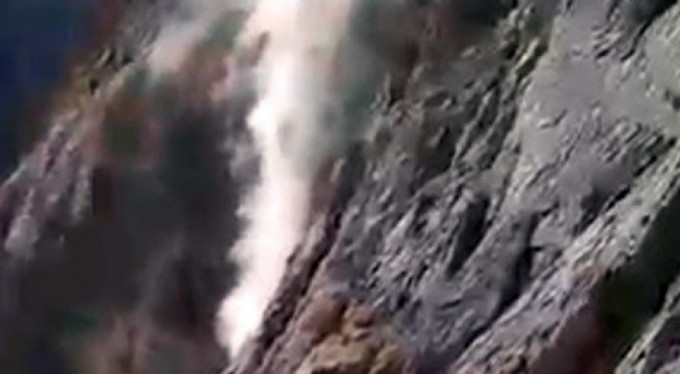 İnleri mezarları oldu! Helikopterler böyle vurdu