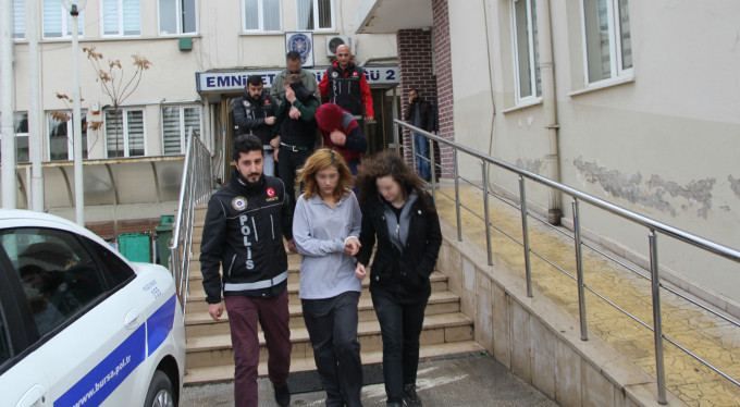 Bursa polisi bu kadınları kıskıvrak yakaladı
