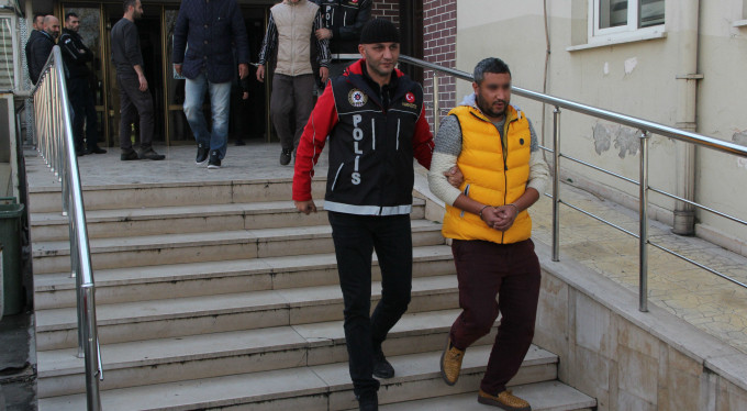 Bursa'da Osmangazi'ye baskın