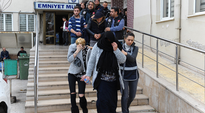Bursa'da suç şebekesi çökertildi