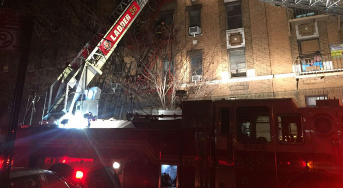 New York'taki yangında 12 kişi öldü