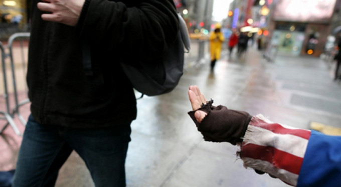 Kılıktan kılığa giriyorlar!