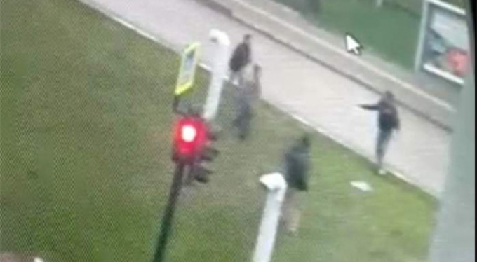 Bursa'da yol verme tartışması! Silahını çekti ve...