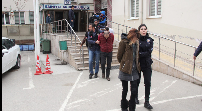 Bursa'da flaş operasyon! 25 gözaltı