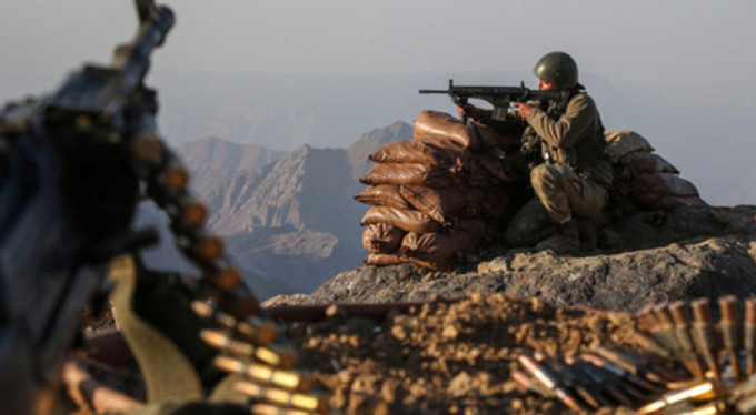 Sınırda sıcak temas!