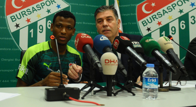 Shehu resmen Bursaspor'da! İşte ilk sözleri...