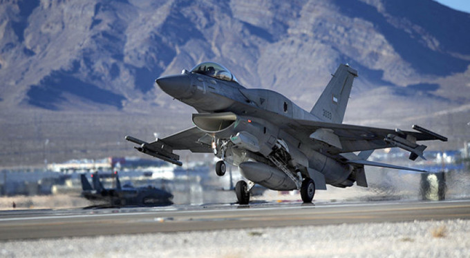 Diyarbakır'da peş peşe F-16'lar havalandı!