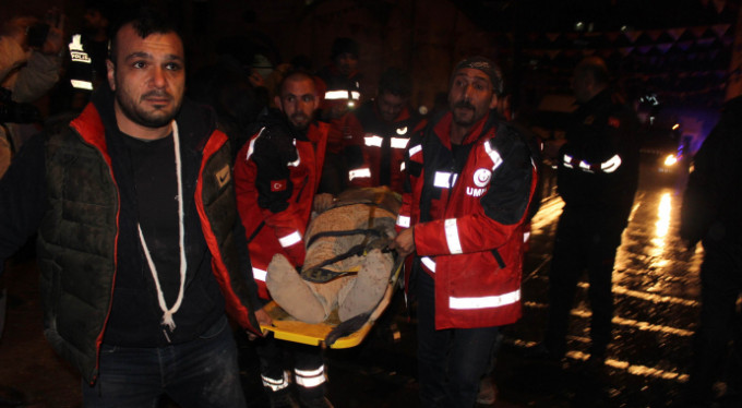 Hainlerden Kilis'te camiye roket saldırısı! Yaralılar var...