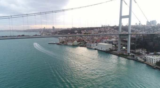 İstanbul Boğazı turkuaza boyandı!