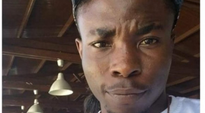 7 kişi döverek öldürdü!