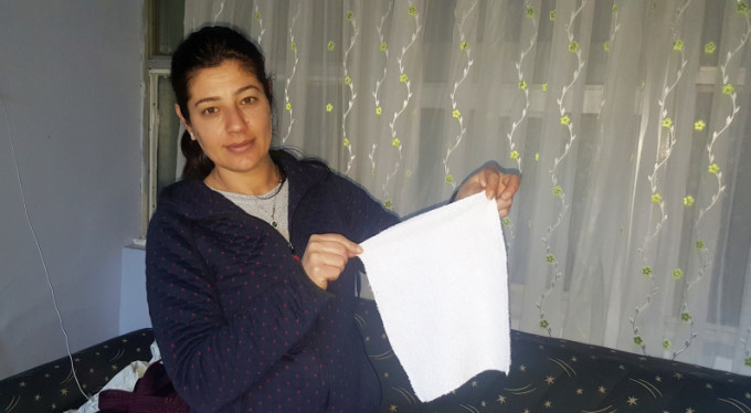 Televizyon reklamından sipariş verdi, kutuyu açınca şok oldu!