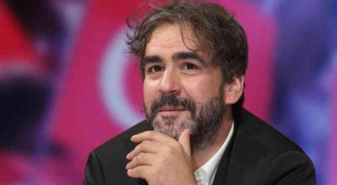 Deniz Yücel özel uçakla Almanya'ya döndü
