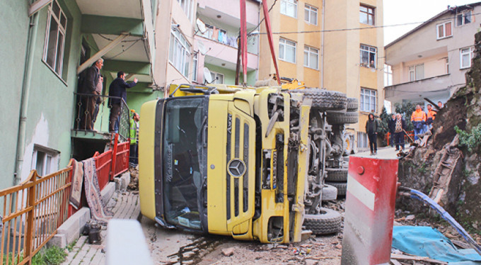 Faciadan dönüldü!