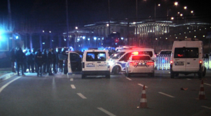 Cumhurbaşkanlığı Külliyesi önünde panik!