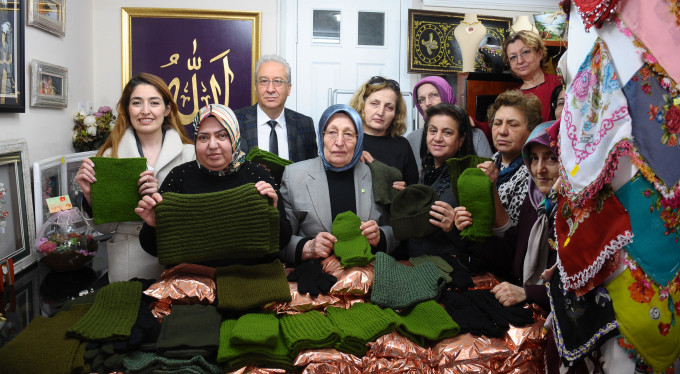 Bursa'nın emekçi kadınları mehmetçiği unutmadı