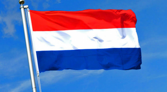 Hollanda'dan skandal karar!