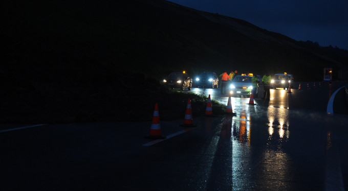 Bursa'da heyelan! İstanbul yolu kapandı...