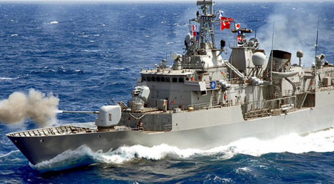 Deniz Kuvvetleri'nde büyük operasyon!