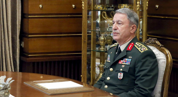 Yunanistan Genelkurmay Başkanı'ndan Orgeneral Akar'a telefon!