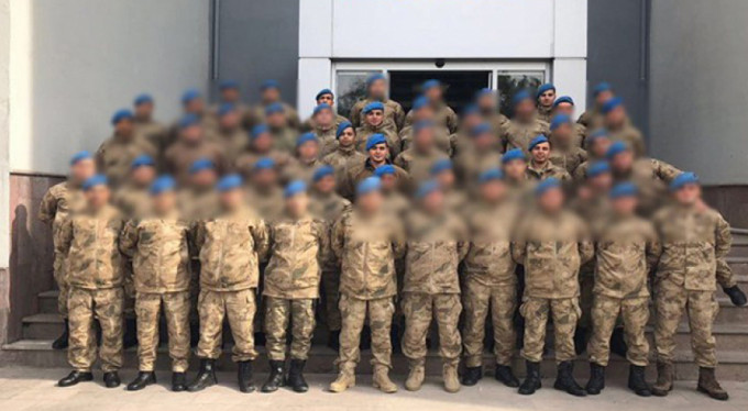 6 kahraman aynı karede!