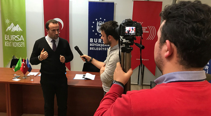 Bursa'da gençlere yeni medya anlatıldı