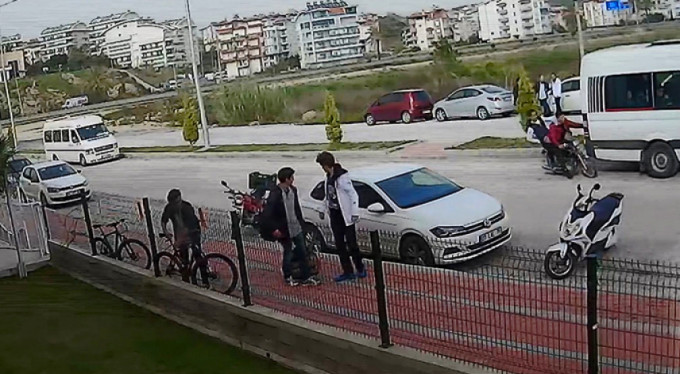 Motosikletle şov hastanede bitti!