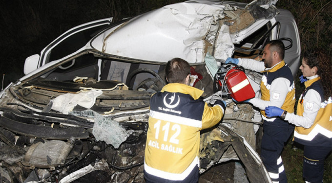 Bursa'da feci kaza, 1 Ölü 1 Yaralı!