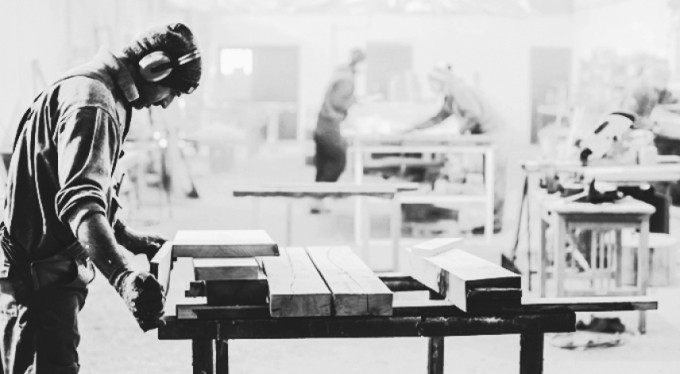 Mesai arkadaşıyla kavga edince...