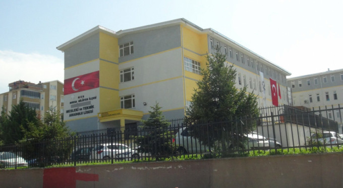 Bursa'da lisede büyük rezalet!