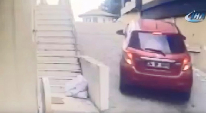 Kadınların güldüren kaza kritiği