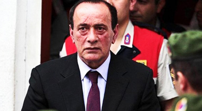 Alaattin Çakıcı'nın adamlarına operasyon!