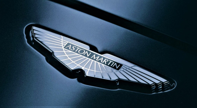 Aston Martin yeni incisini tanıttı