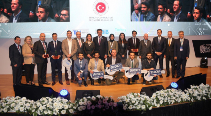 Zeytin çekirdeğini plastiğe dönüştüren projeye büyük ödül