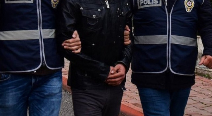 Firari dolandırıcılar yakalandı!