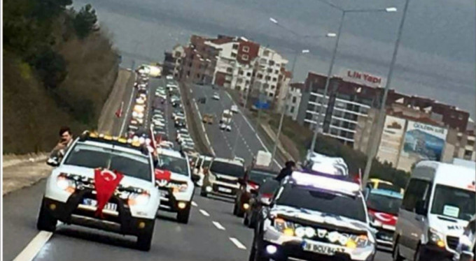 Bursa'da teröre lanet konvoyu