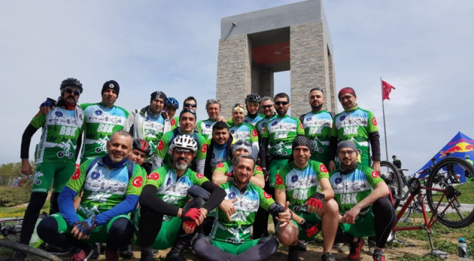 Bursalı bisikletçilerden 'Çanakkale' turu