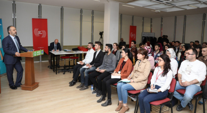 Başkan Aktaş'tan yeni nesil gazetecilere ders