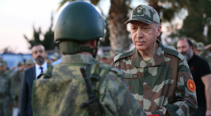 Cumhurbaşkanı Erdoğan sınır karakolunda