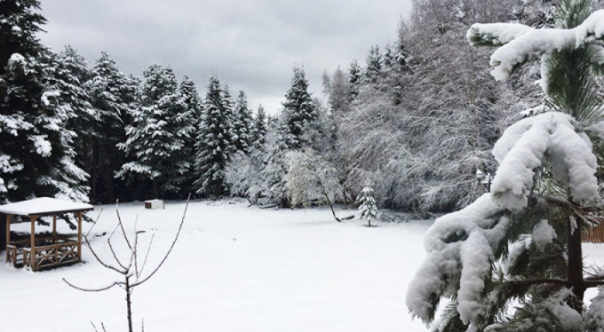 Bahar ortasında Uludağ'a kar yağdı