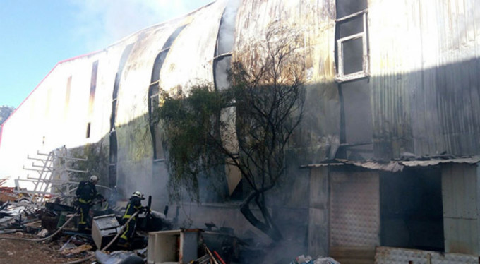 Serbest bölgede yangın paniği!